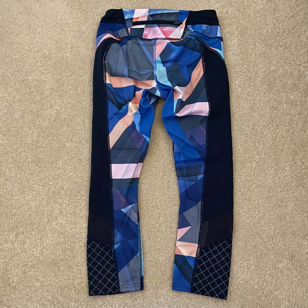 Athleta Salutation Stash Pocket Tight Cropped XS